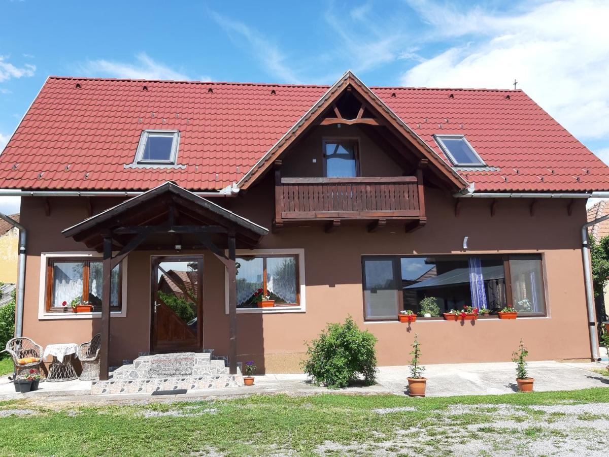 Becze Vanda Kulcsoshaz Lazarea Екстер'єр фото